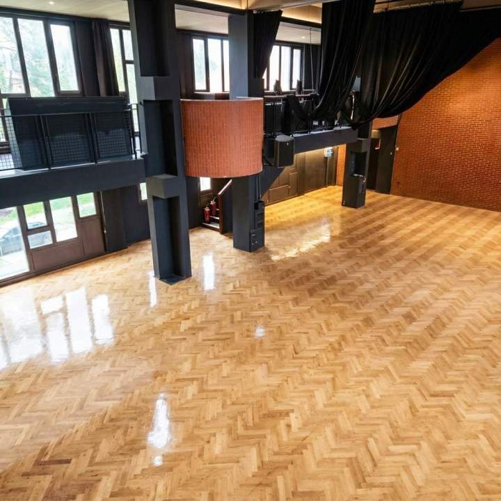 Entretien et vitrification parquet Rouen
