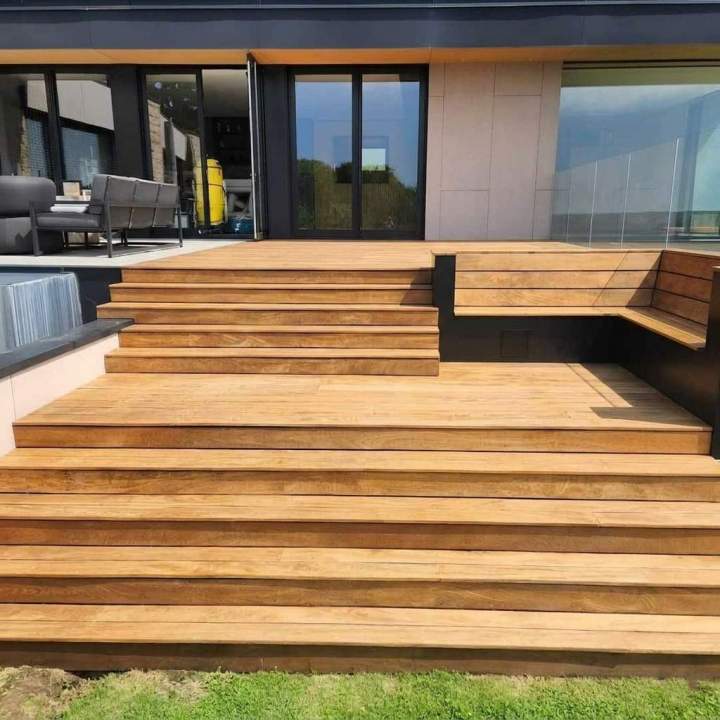 Nettoyage et entretien de terrasse en bois
